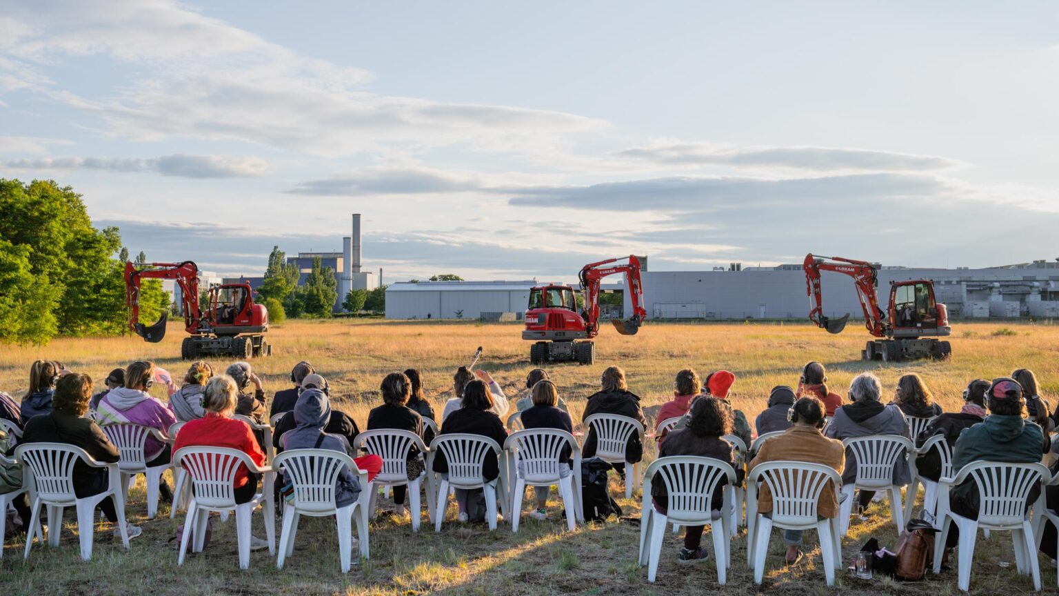 24_OSTEN_01_c_Falk Wenzel