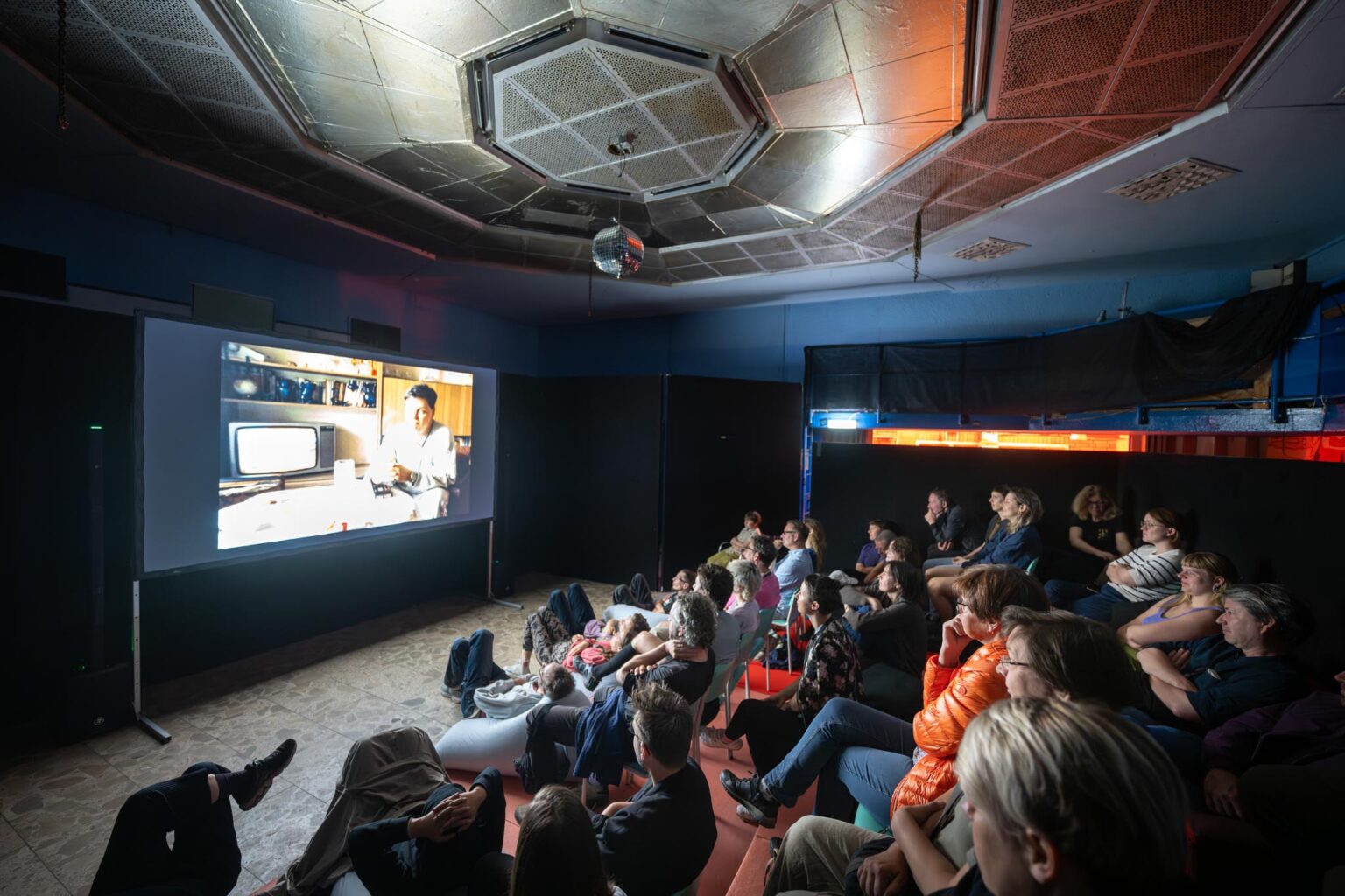 24_OSTEN_06_c_Falk Wenzel