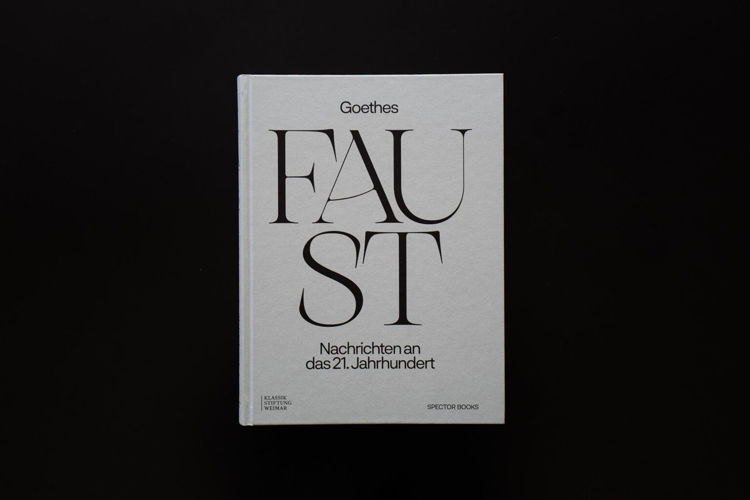 25_Faust-Buch_1_c_Max Koppernock